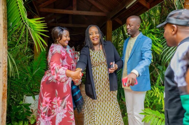 Raila Odinga Hosts Moses Kuria for Lunch at his Nairobi Home (PHOTOS ...